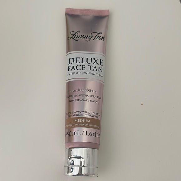 Loving Tan, Deluxe Face Tan- Medium - Picture 1 of 3